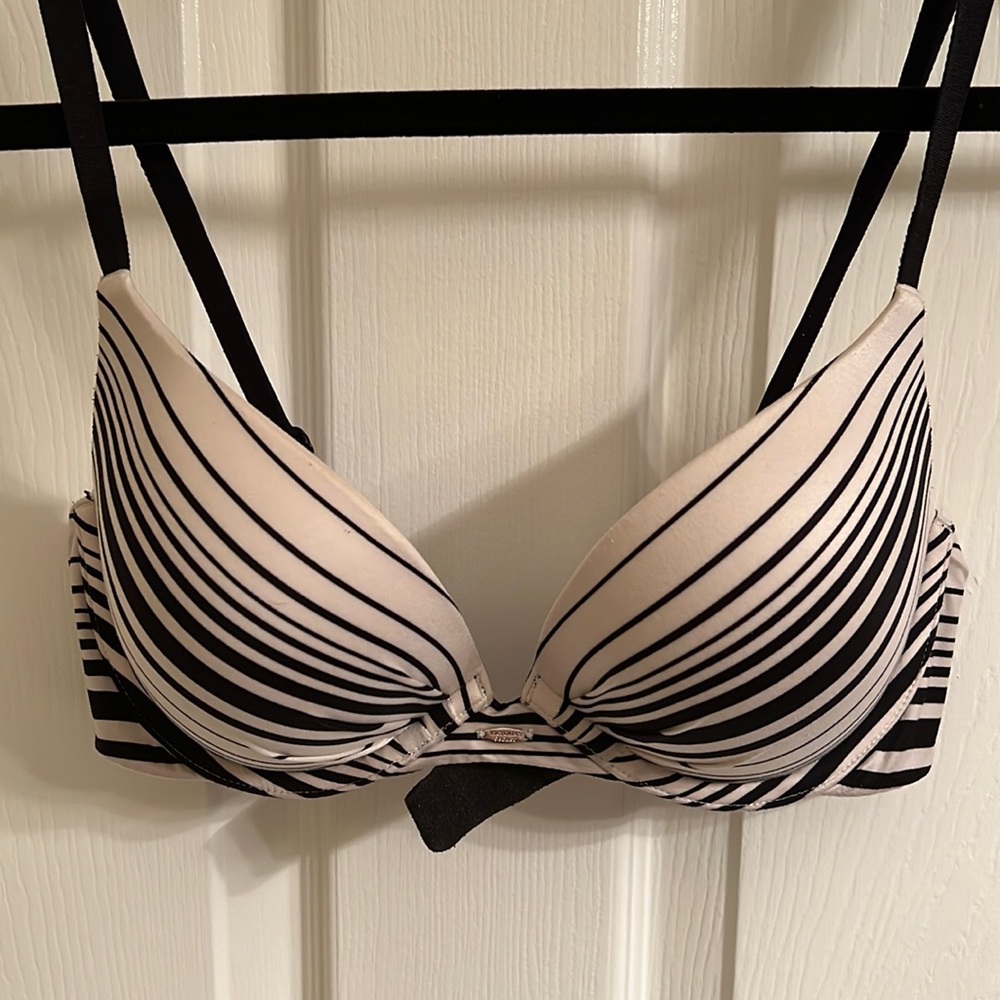 Victoria’s Secret Fabulous Bra